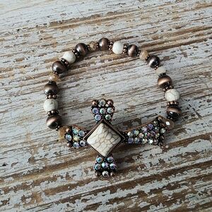 Elegant Beaded Cross Bracelet